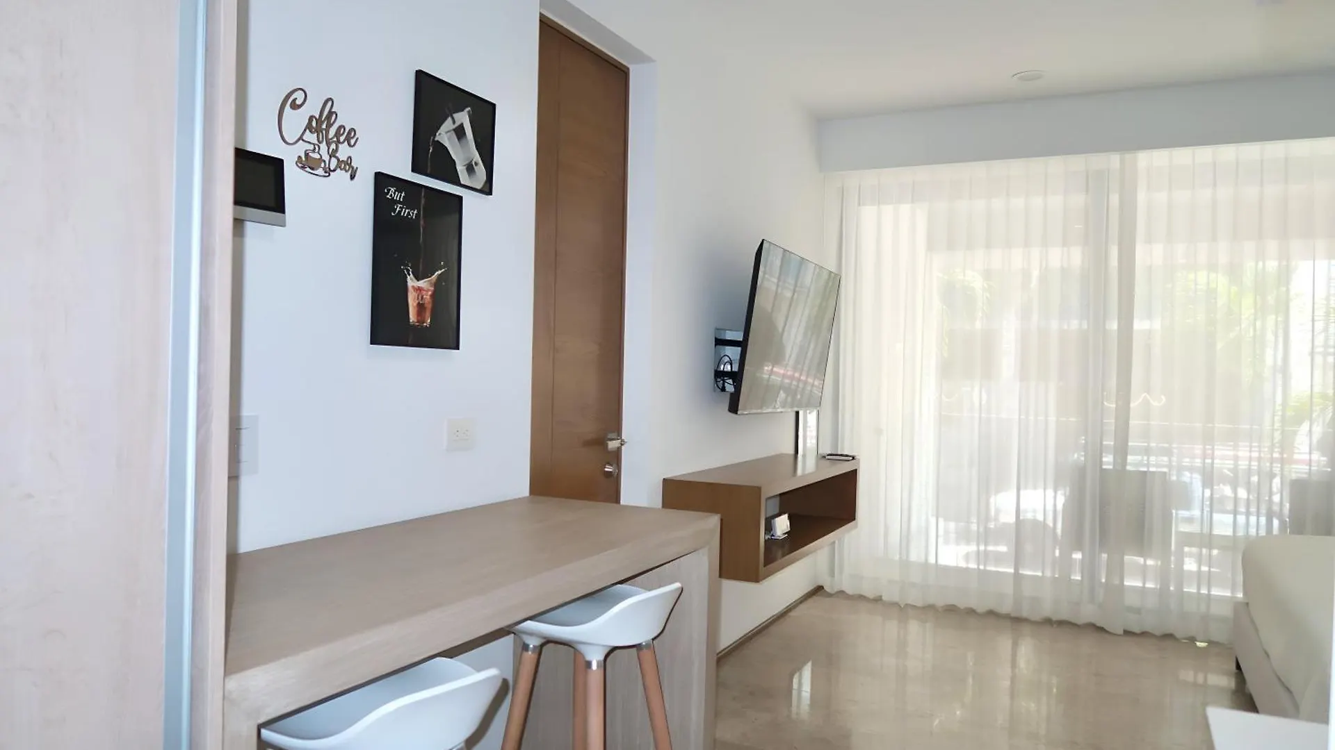 Modern Refuge Just Steps From 5Th Avenue Daire Playa del Carmen