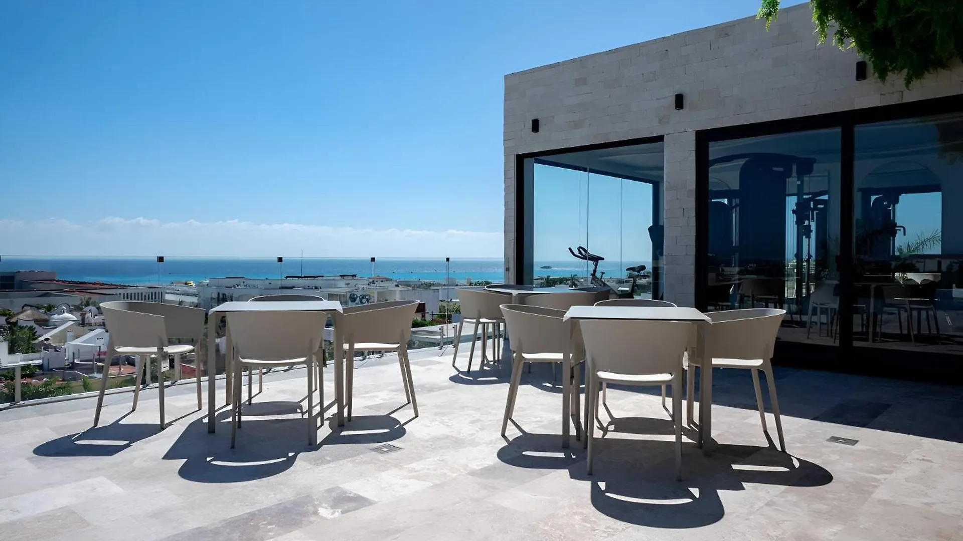 Modern Refuge Just Steps From 5Th Avenue Daire Playa del Carmen